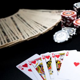 ギャンブルで生計を立て多重債務のYouTuberは破産もできず