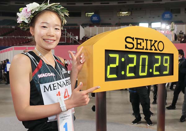 名古屋ウィメンズマラソンで東京五輪代表に決まった一山麻緒（代表撮影）