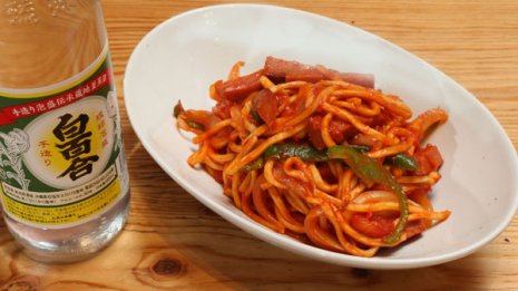 【ナポリそば】そばは茹でずにレンジでチン!絶妙な食感に