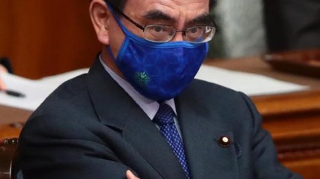 河野担当相が“暴走迷走”…ワクチン接種事業に早くも暗雲