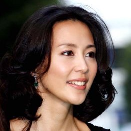 東山紀之は結婚報告会見で妻・木村佳乃の名を出さなかった