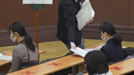 相次ぐ「俺コロナ」と「コロナ隠し」罪が重いのはどっち？