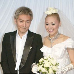 小室哲哉とKEIKOの結婚披露会見（2005年）／（Ｃ）日刊ゲンダイ