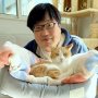 六角精児さん愛猫ひろしくんを語る「匂いをかぐのが日課」