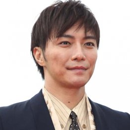 成宮寛貴ショック！“愛ちゃん砲”で絵に描いた餅の復帰計画