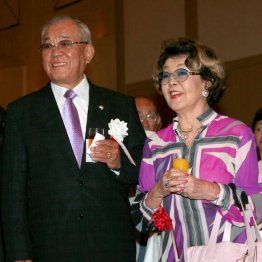 V旅行先のカジノでサッチーからもらった100ドルが大当たり