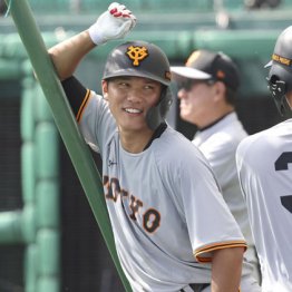 V3王者巨人に“蟻の2穴” FA井納は頭部裂傷、坂本は腰痛再発