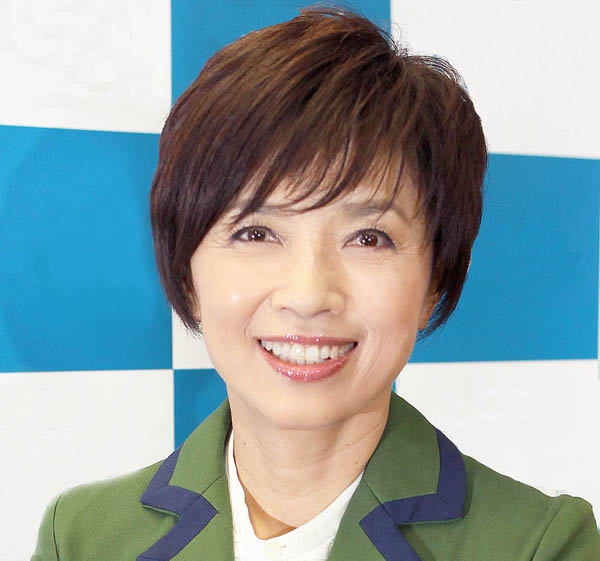 榊原郁恵（Ｃ）日刊ゲンダイ