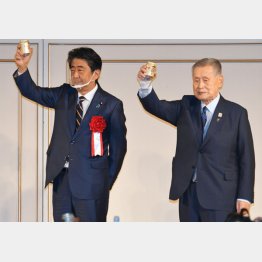 誰のための五輪か（安倍前首相と森前組織委会長）／（Ｃ）日刊ゲンダイ