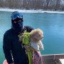 氷上で孤立した犬を救って里親に…カナダ男性に祝福の声！