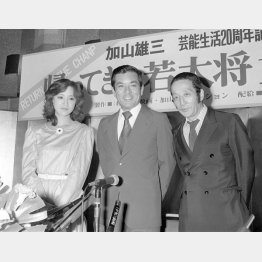 映画「帰ってきた若大将」製作発表（1980年9月）写真左から坂口良子さん、加山雄三さん、田中邦衛さん（Ｃ）共同通信社