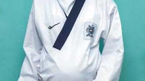 妊娠8カ月になるナイジェリア女性がテコンドー大会で優勝