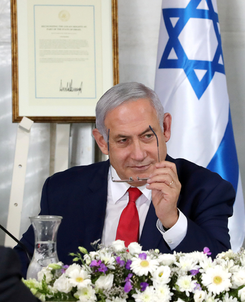 イスラエルのネタニヤフ首相（Ｃ）ロイター