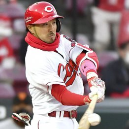広島・菊池は開幕15連続試合安打!二塁手で好調維持の価値