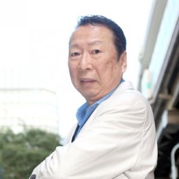 アレヨアレヨという間に大きな花を咲かせた我が友RYチャン