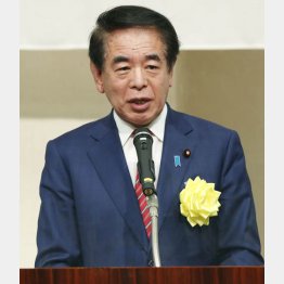 コロナチャンスとばかりに（改憲派「公開憲法フォーラム」であいさつする自民党の下村博文政調会長）／（Ｃ）共同通信社