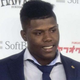 “キューバの大谷”オスカー・コラス MLBデビューは来季以降