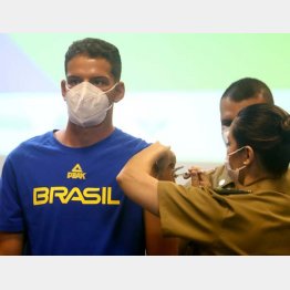東京五輪に向けてアスリート選手やスタッフたちのワクチン接種が始まったブラジル（Ｃ）ロイター