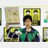 ポスターに「８時だョ」の文字はないのに（小池百合子都知事）／（Ｃ）日刊ゲンダイ