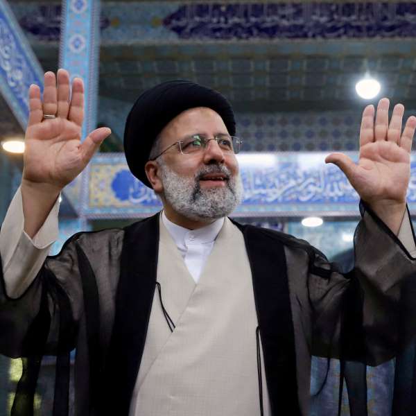 イラン大統領選は保守強硬派のライシ師が当選（Ｃ）ロイター