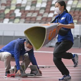東京五輪ボランティア7万人が“サクラ要員”に…無観客でも削減なし