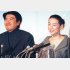 結婚会見（1998年）／（Ｃ）日刊ゲンダイ