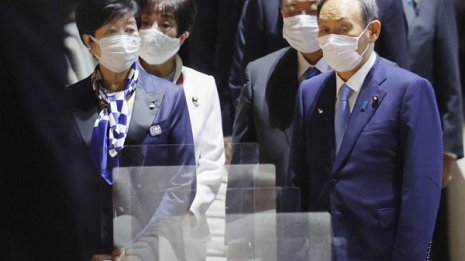 菅首相とTVは別の地平か 空疎に響く「金メダル」の絶叫