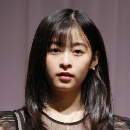 森七菜の女優復帰はいつに？ YOASOBIとのコラボ新曲発表で渦巻く賛否
