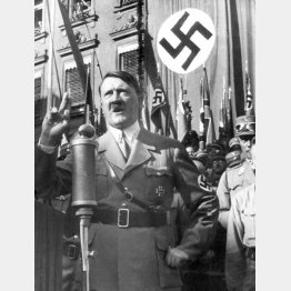 ヒトラーの後ろ姿や右側から撮影することは禁じられていた（Ｃ）DPA／共同通信イメージズ