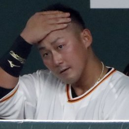 中田翔グッズが古巣・日本ハムで「70％オフ」の“叩き売り”…巨人での打率.118でオフには自身も？