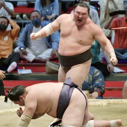 最強横綱・白鵬ついに引退決意…「一代年寄」望むも品格ゼロで“襲名NO”か