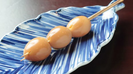 【半熟！味付きうずらの卵焼き】極意は「湯で温めておく」