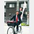 石川3区の立憲・近藤和也候補はパフォーマンス上手（提供写真）