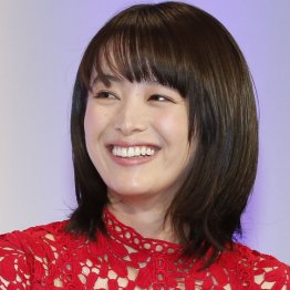 清野菜名＆坂口健太郎「ハンオシ」低空飛行続く…視聴者が“集中できない”2つの理由