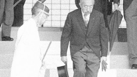 昭和天皇が疎開中の皇太子に送った手紙は外国人が書いた偽書なのか?