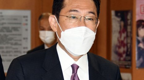 予備費でバラマキ 岸田政権の本質は一時的な“施し”政治
