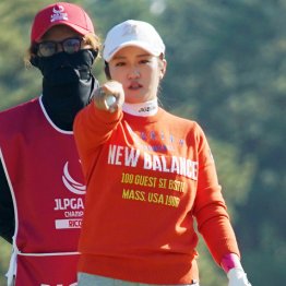 息切れの稲見萌寧 賞金女王と日本選手初の偉業に赤信号…通算-7、2位タイ以上が必須