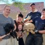 危機一髪！米国でリクガメの巣穴に閉じ込められた愛犬の救出大作戦