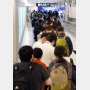 オミクロン株の猛烈感染力、しかも空気感染する可能性 空港ザル検疫すり抜けすでに日本上陸か