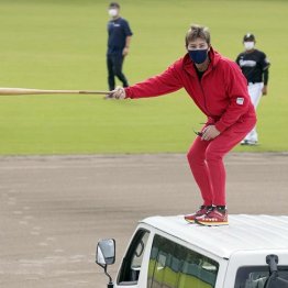 新庄は初任給で買ったグラブを引退まで使い続けた「これがダメになったら野球をやめる時」