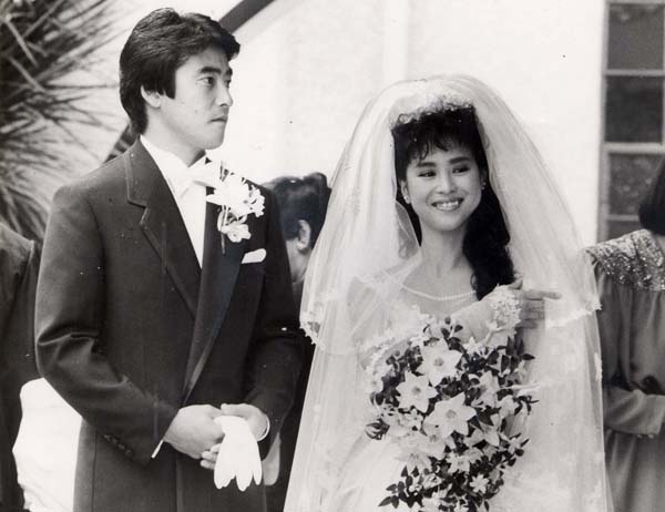 1985年、“聖輝の結婚式”といわれた、サレジオ教会での松田聖子と神田正輝の結婚式（Ｃ）日刊ゲンダイ