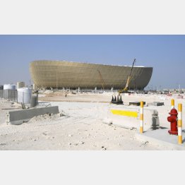 開催国カタールの首都ドーハ近郊で建設が進むルサイル競技場（Ｃ）共同通信社