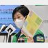 お得意の“責任転嫁”で岸田首相を痛烈批判（小池百合子都知事）／（Ｃ）日刊ゲンダイ