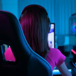 人気女性プロゲーマー・たぬかなの気になる今後 不適切発言で年収1000万円がパー？