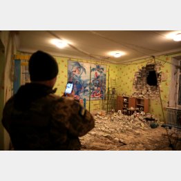 砲撃を受けたとされるウクライナの幼稚園（Ｃ）ロイター