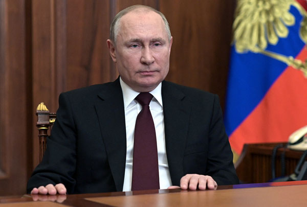 「ウクライナという国はなかった」（国民向け演説をするロシアのプーチン大統領＝2月21日）　（Ｃ）ロイター／ Sputnik／Kremlin