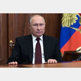 「ウクライナという国はなかった」（国民向け演説をするロシアのプーチン大統領＝2月21日）　（Ｃ）ロイター／ Sputnik／Kremlin