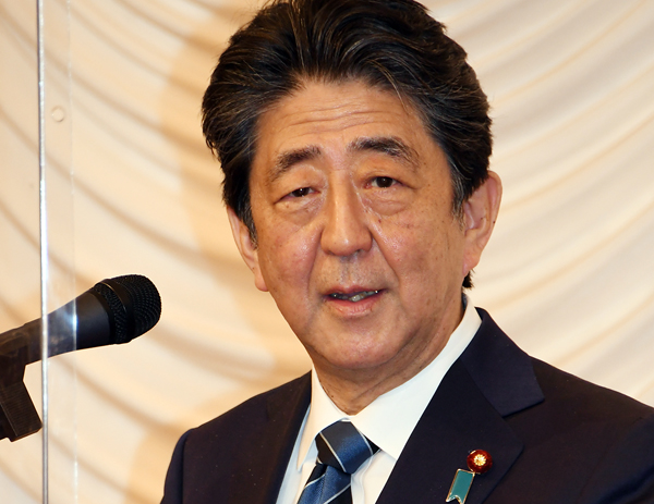 安倍元首相の北方領土返還交渉は一体何だったのか…（Ｃ）日刊ゲンダイ