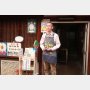 奈良の老舗薬屋を救った「おにみみコーラ」子ども新聞から着想を得た無添加シロップ