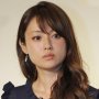 深田恭子「体調不良で主演ドラマ緊急降板」から1年…恩人のフジテレビ退社と結婚の行方